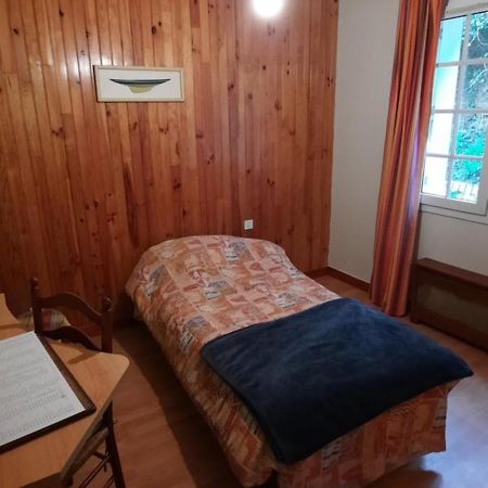 Aux 2 Oies Bed & Breakfast Plouider Exterior photo